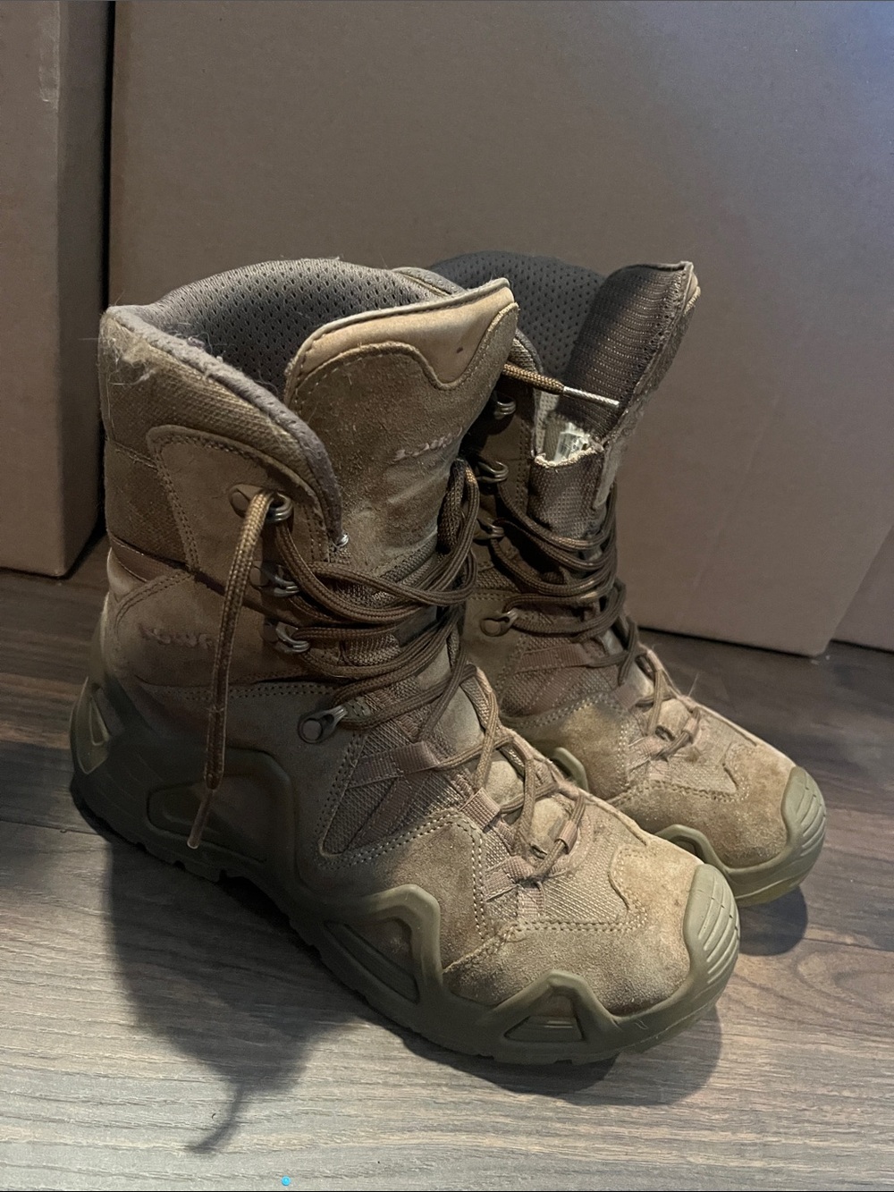 Lowa Men's Tactical Lace-Up Boots in Coyote Brown